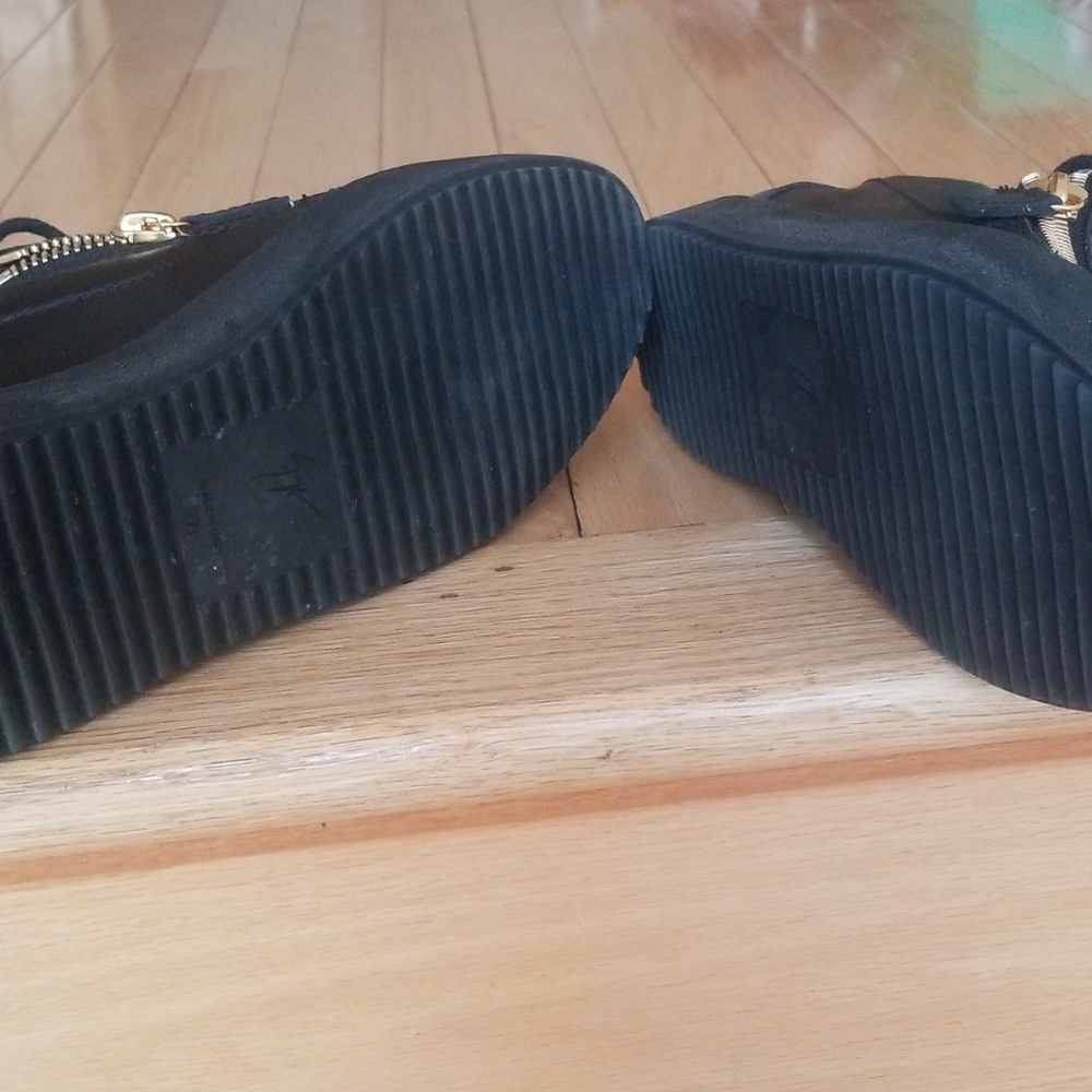 Ladies Giuseppe Zanotti sneakers